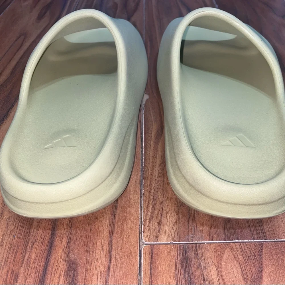 Adidas Yeezy Slide Resin Size 10 Men - Picture 5 of 12